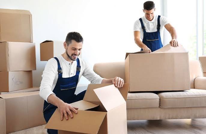 Packing and unpacking service